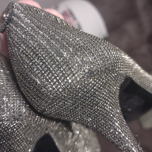 Michael Kors Alina Flex crystal-embellished pumps 9M - Picture 14 of 15